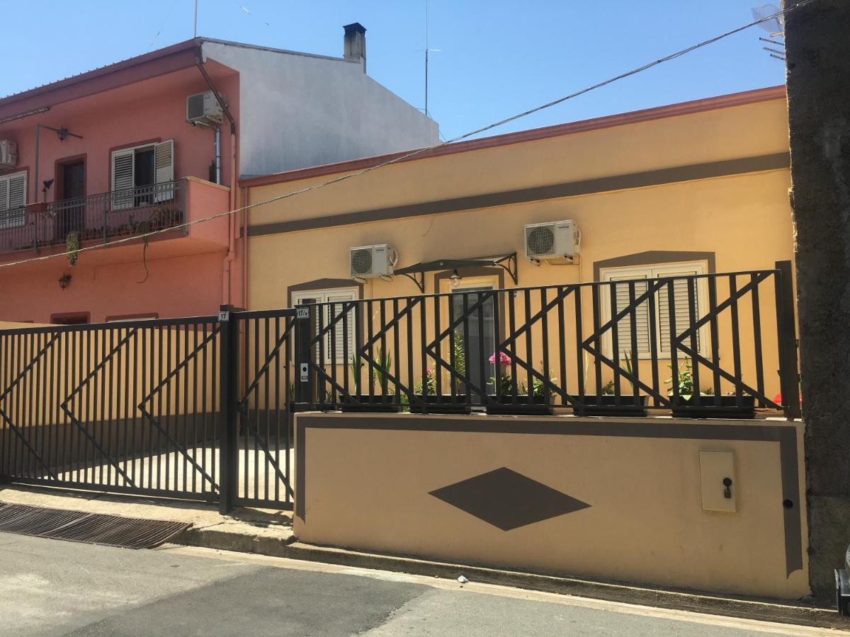 Casa Jole Villa อัสเซมินิ ภายนอก รูปภาพ